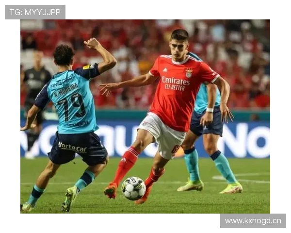 皇马盯斯密特，阿尔克请门德斯